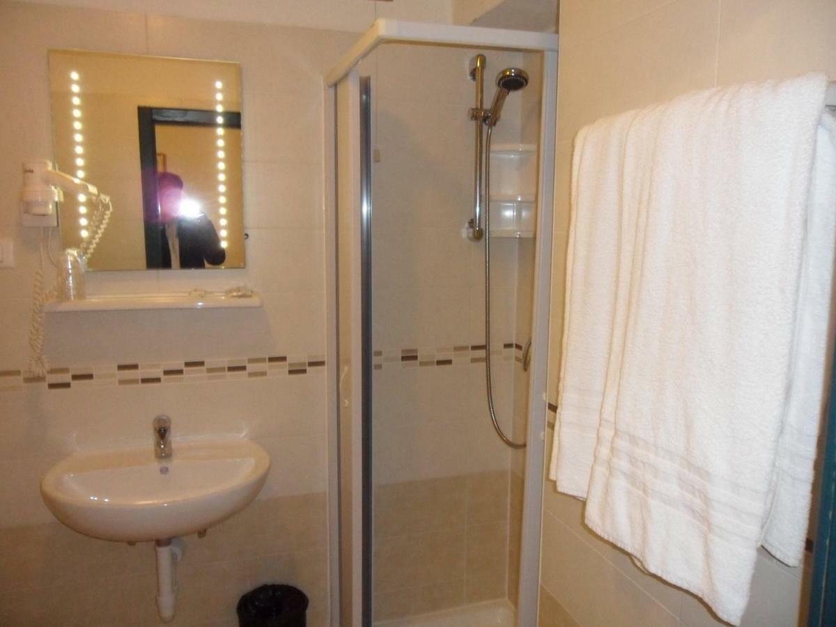Rialto Hotel